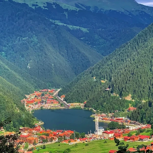 التوجه إلى بحيرة أوزونجول