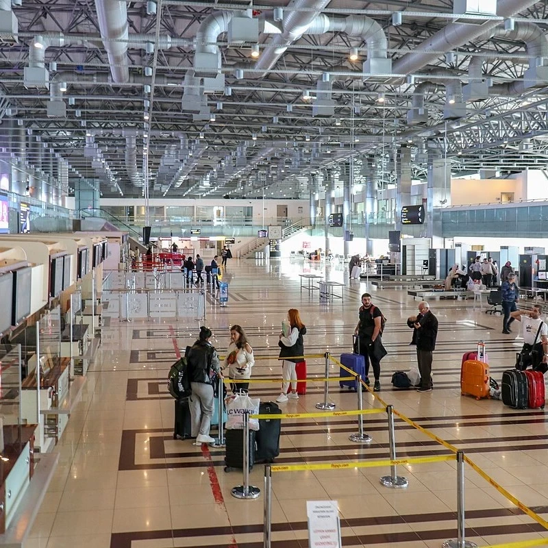 الوصول لمطار طرابزون والاستقبال