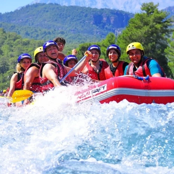 جولة الرافتينغ المثيرة