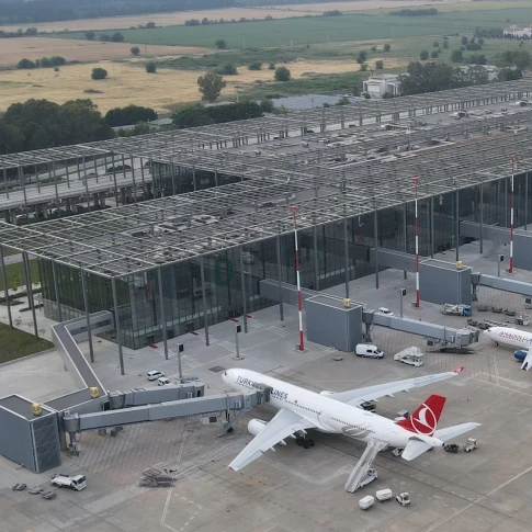 تسجيل الخروج من الفندق