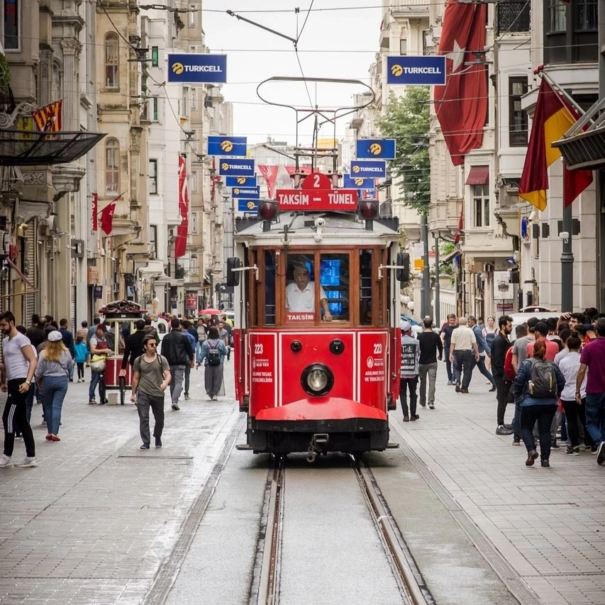 رحلة زمنية شيقة