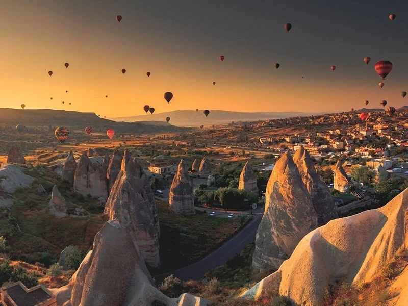 Cappadocia Hot Air Balloon TourCappadocia Jeep Safari Tour