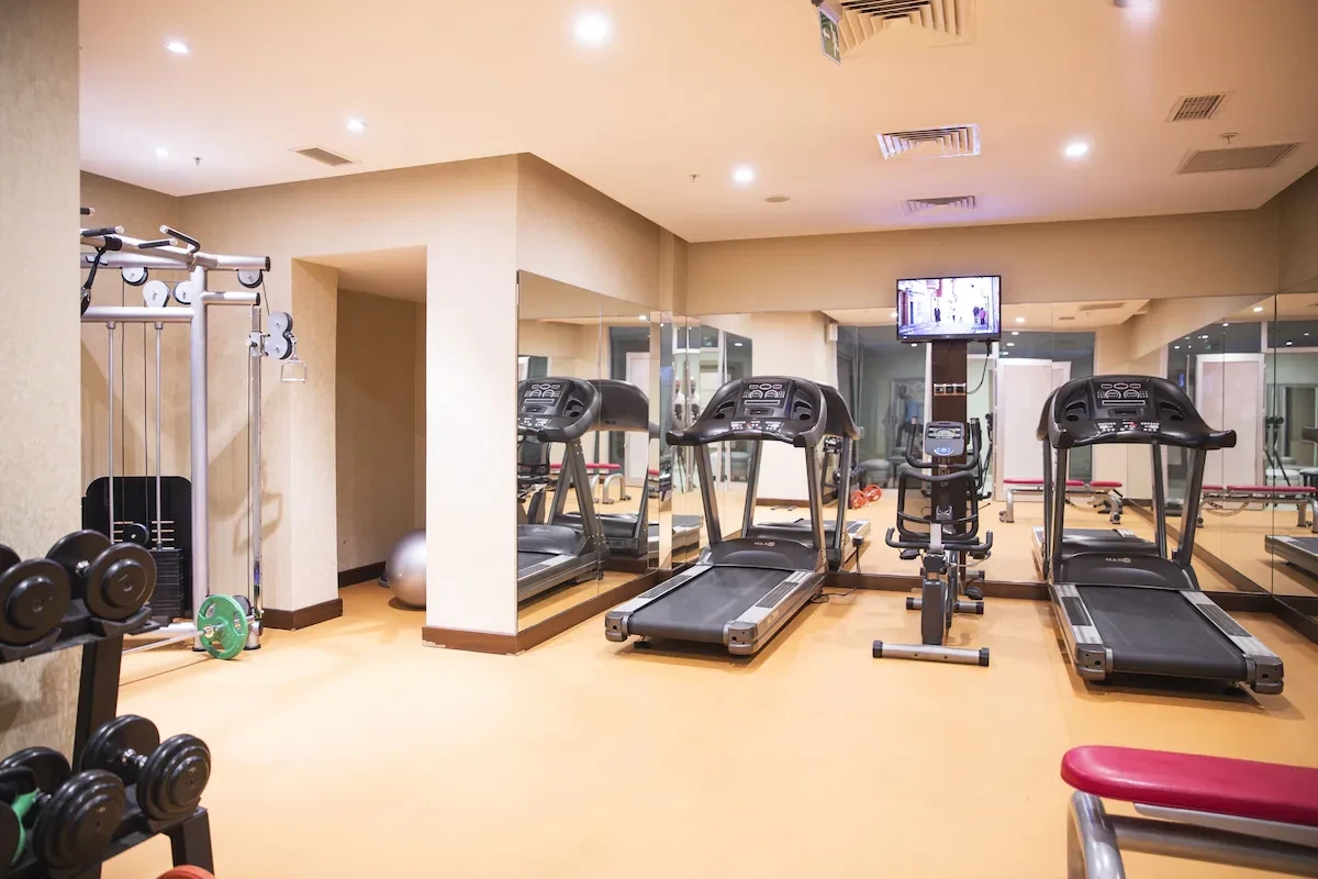 Grand Aras Hotel & Suites