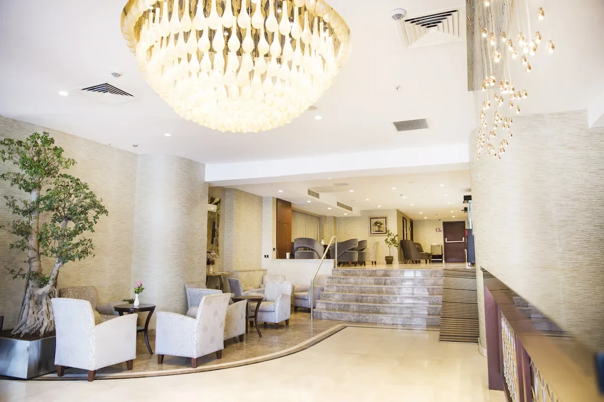 Grand Aras Hotel & Suites