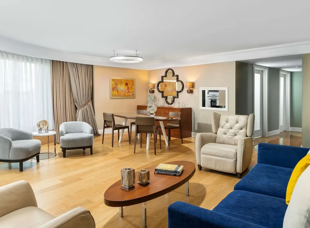 فندق راديسون بلو شيشلي