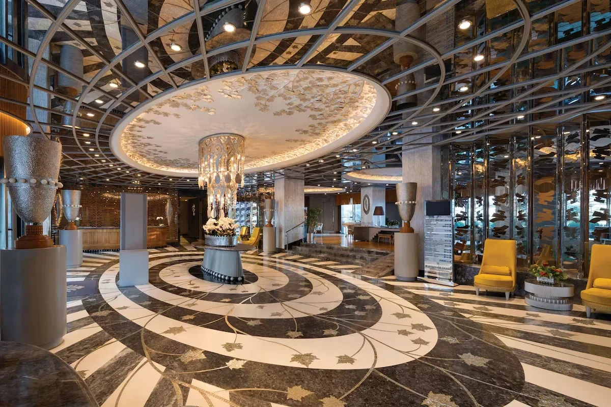 Wyndham Grand Istanbul Kalamis Marina Hotel