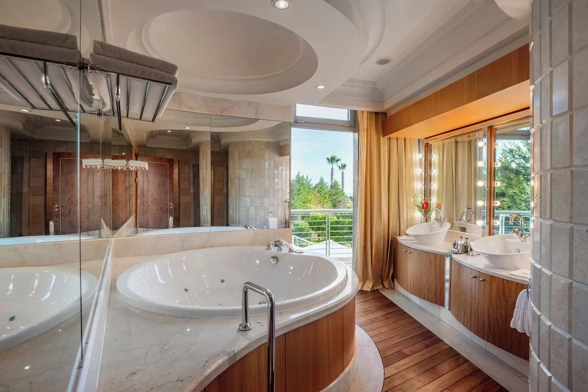 Calista Luxury Resort