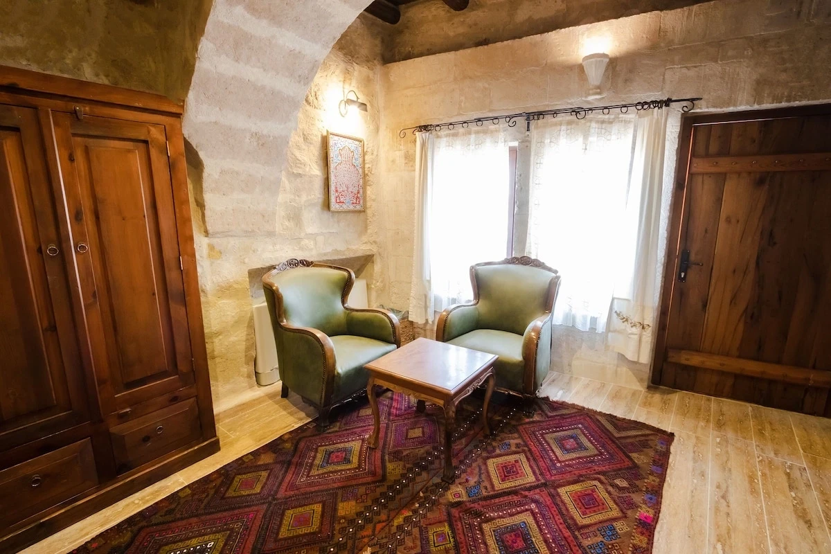 Sultan Cave Suites
