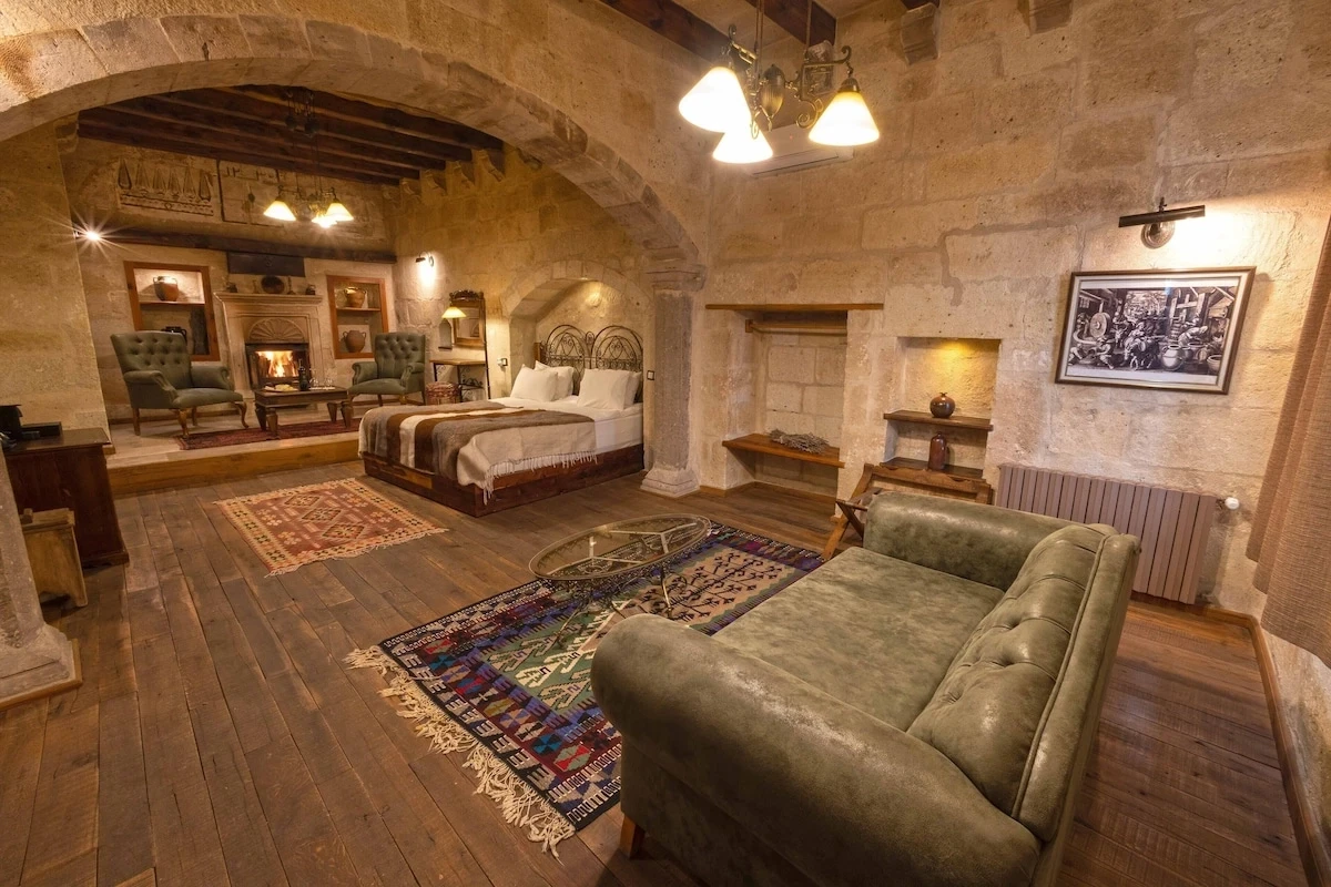 Sultan Cave Suites