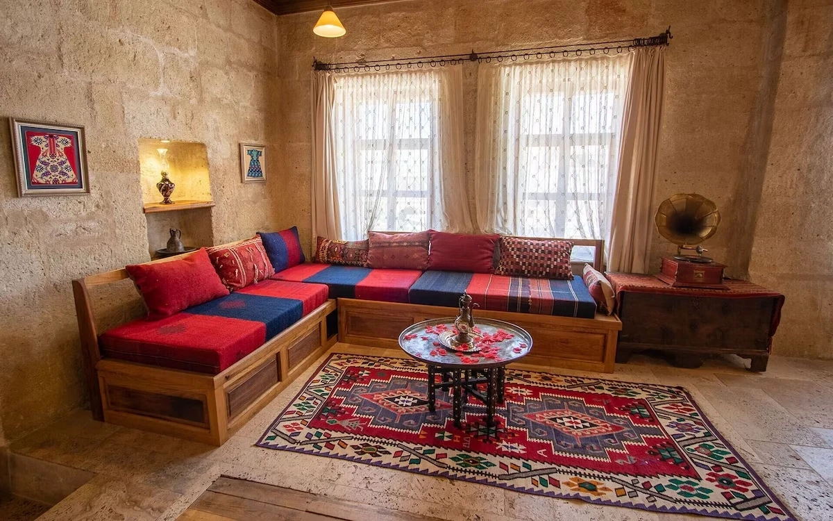 Sultan Cave Suites