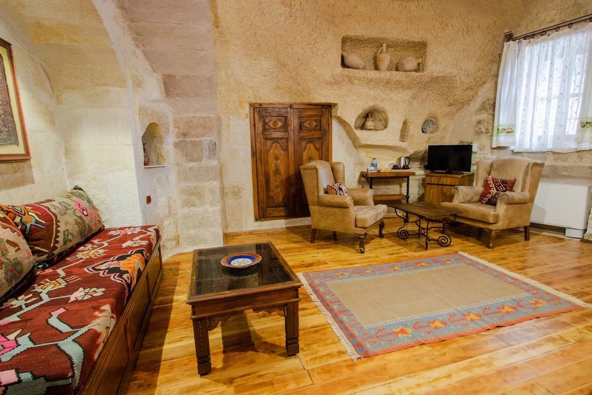 Sultan Cave Suites
