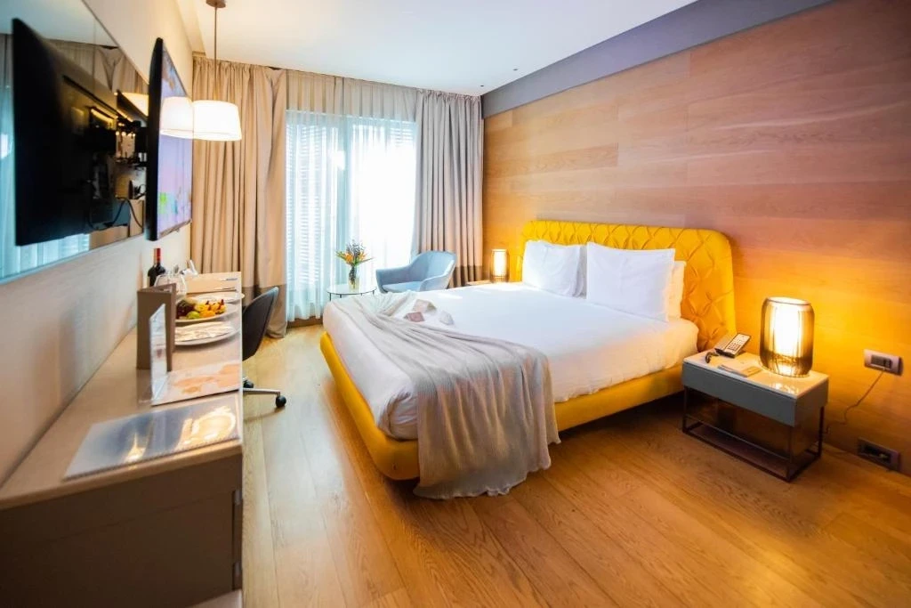 Dosso Dossi Hotels Downtown