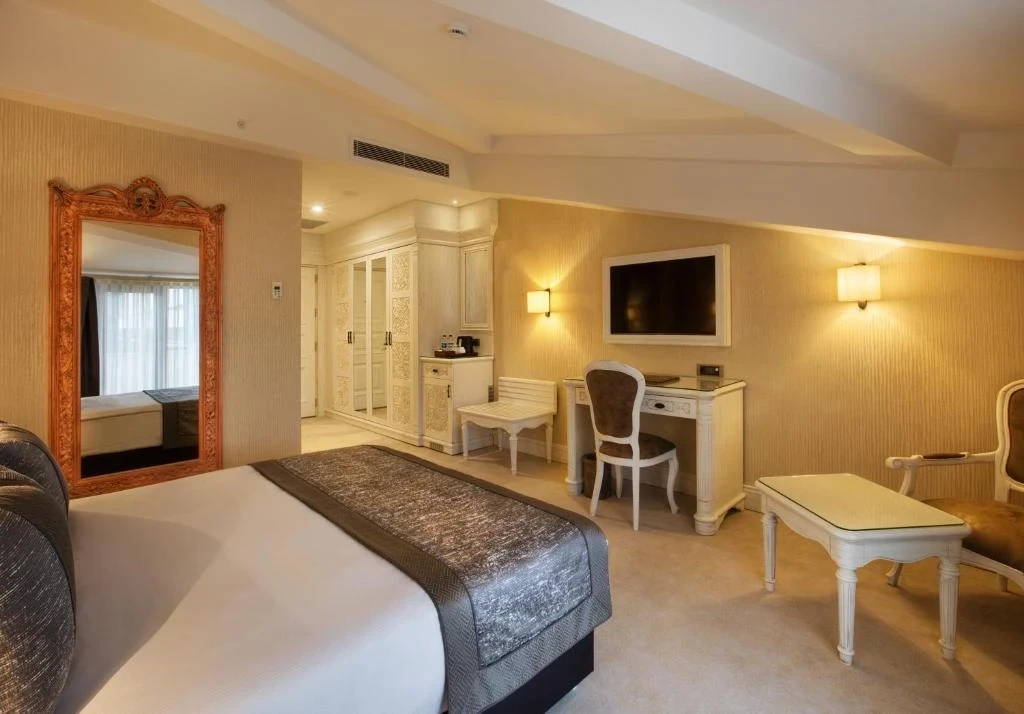 Ottoman’s Life Hotel Deluxe