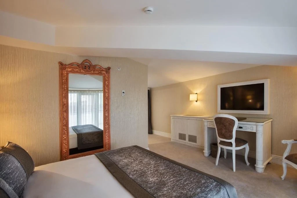 Ottoman’s Life Hotel Deluxe