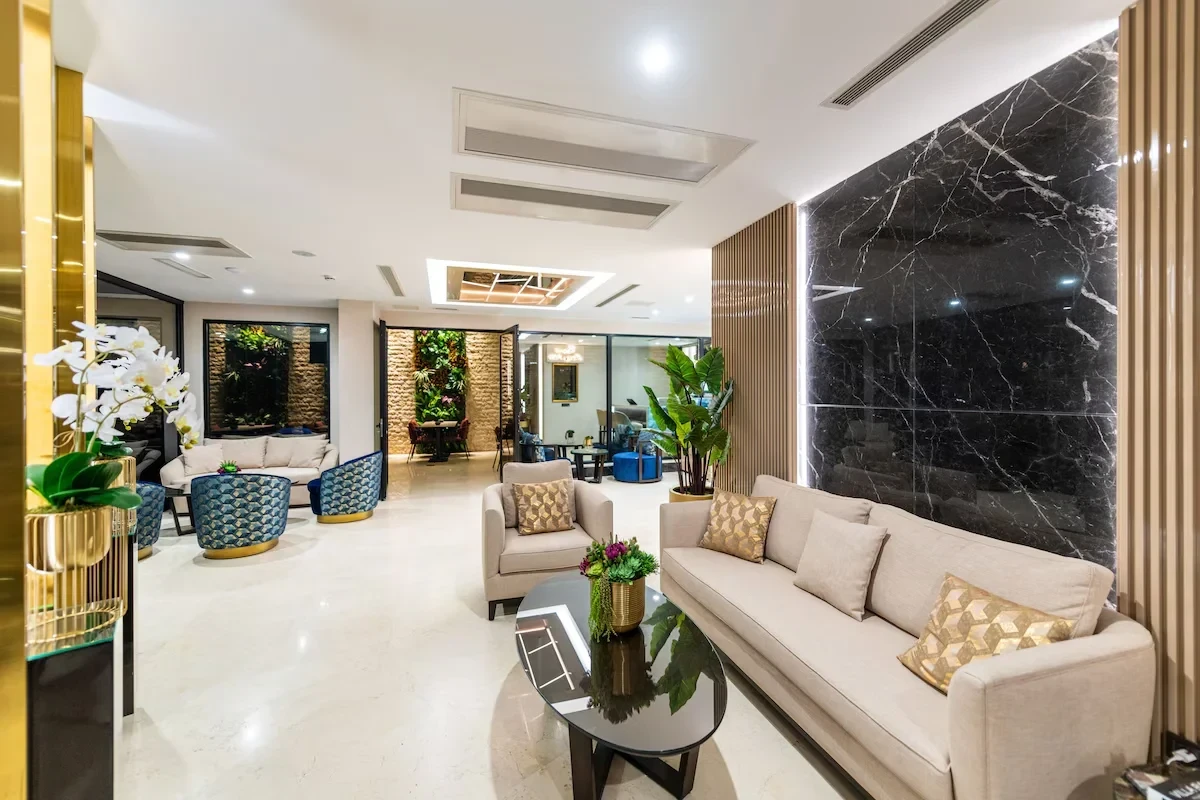 Aprilis Deluxe Hotel