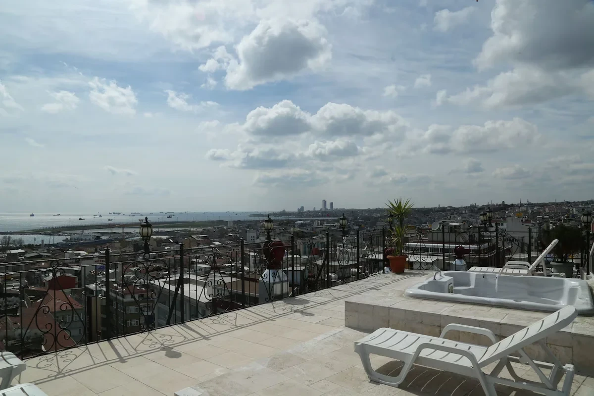 Ilkbal Deluxe Hotel & Spa