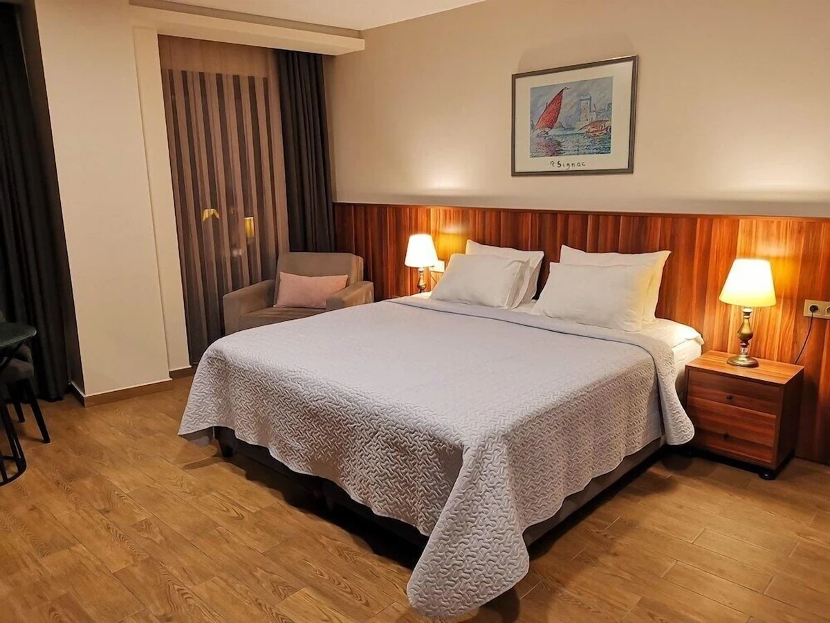 La Wisteria Boutique Hotel