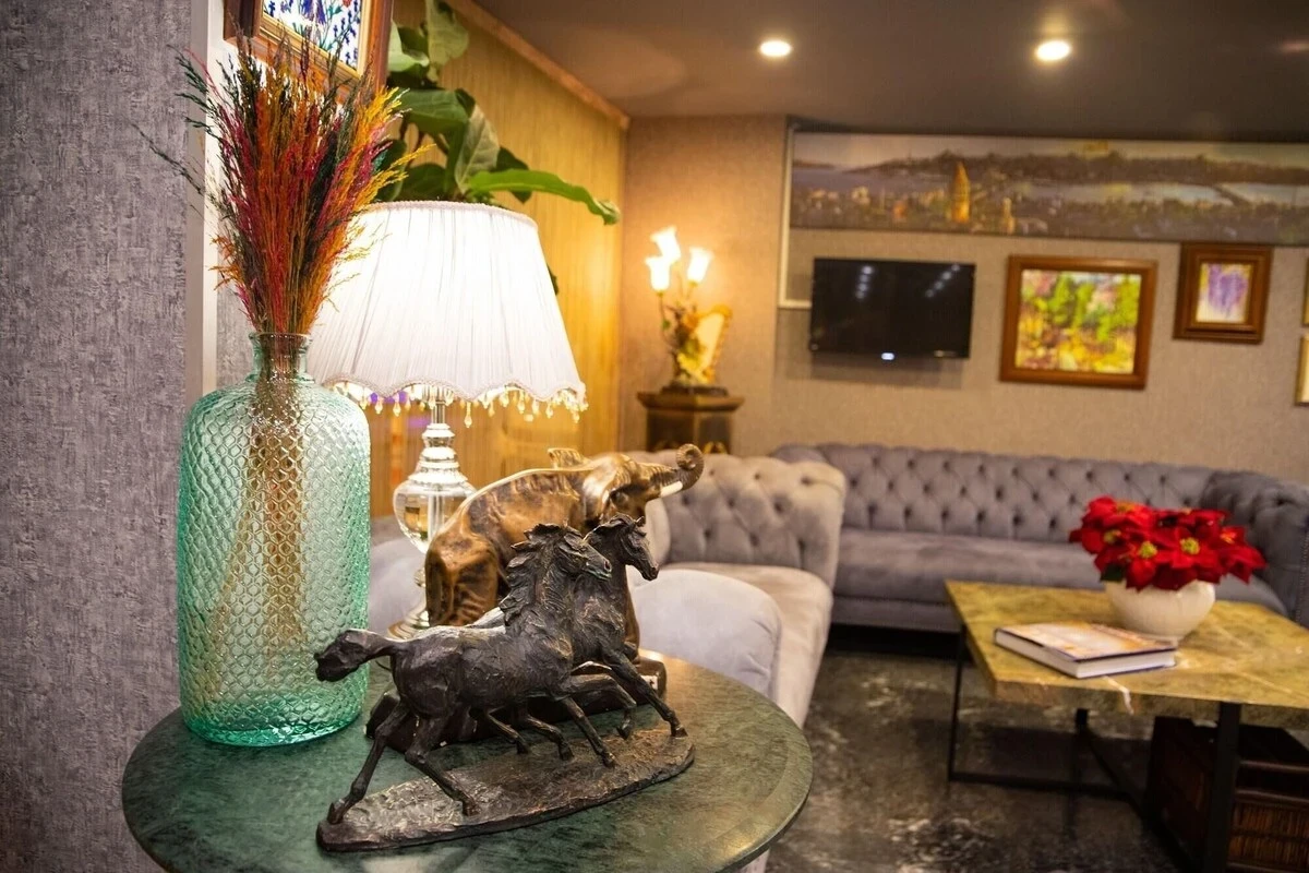 La Wisteria Boutique Hotel