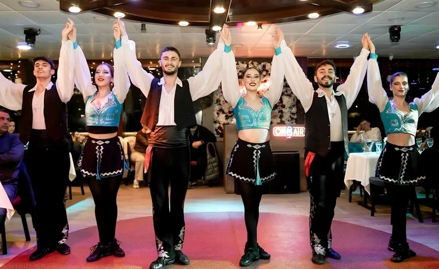 Bosphorus Night Cruise Tour with Dinner and Turkish Shows