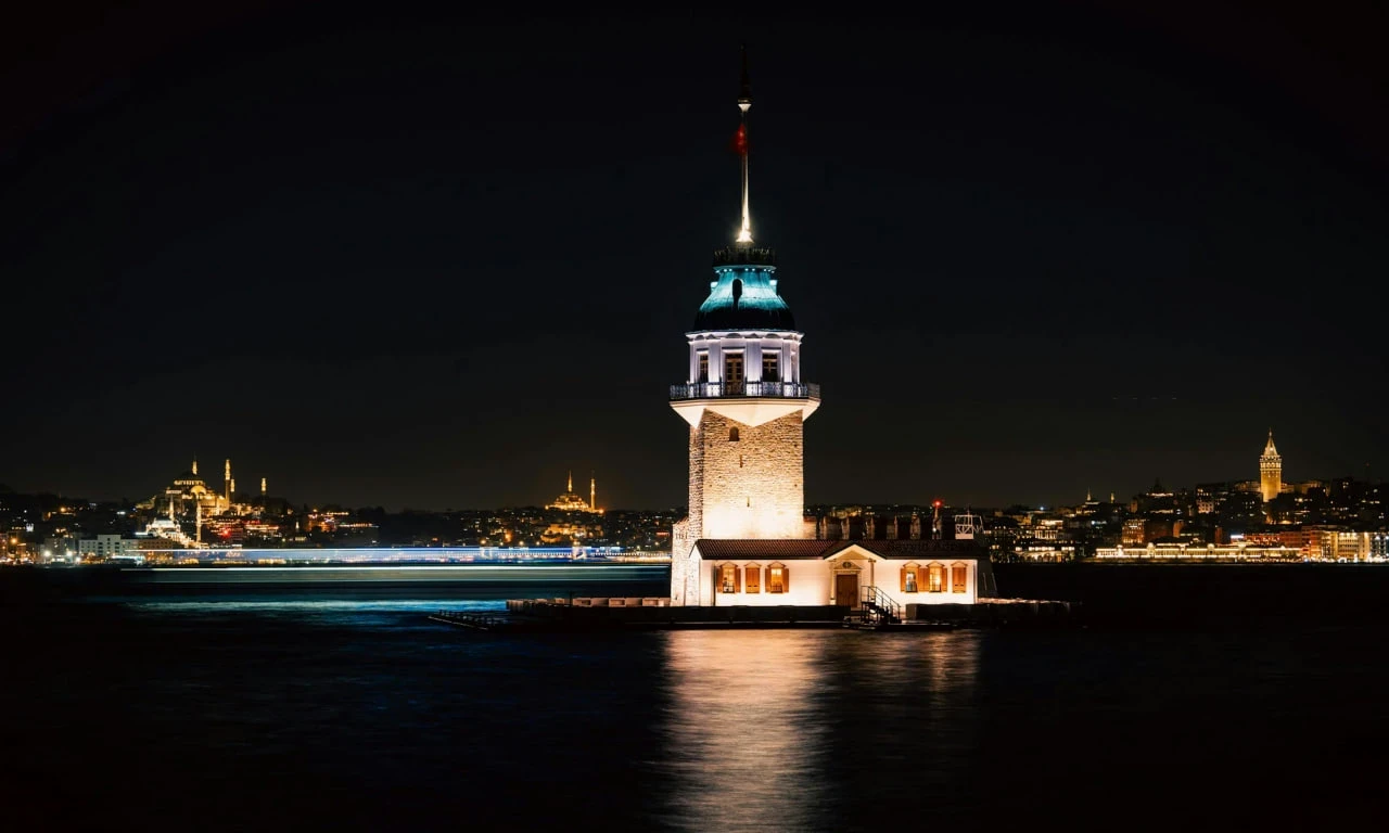 جولة برج العذراء مع دليل صوتي