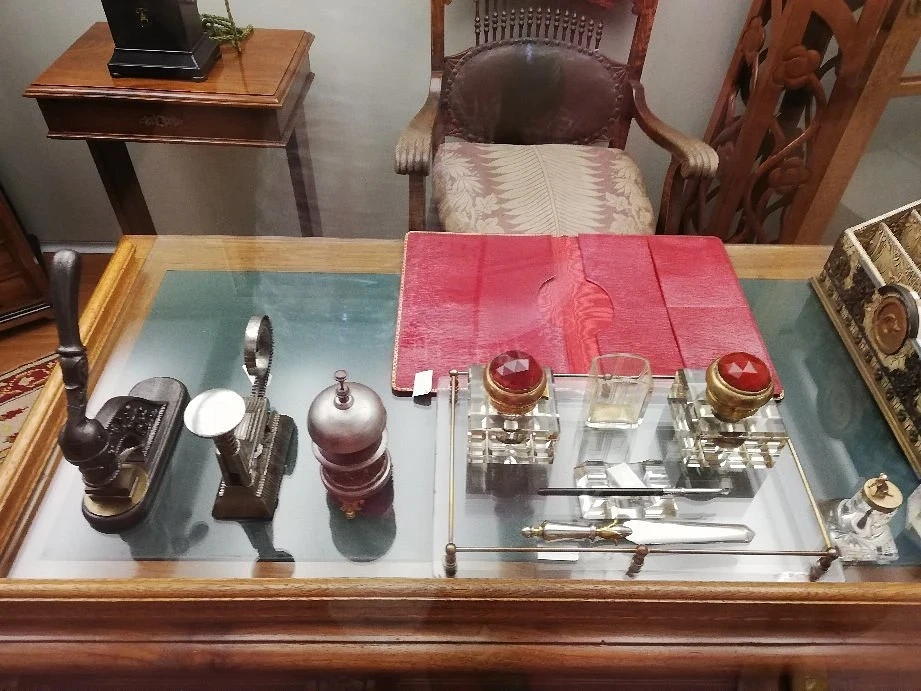 جولة متحف مقتنيات القصور