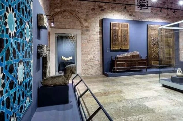 جولة متحف الفنون التركية والإسلامية في إسطنبول