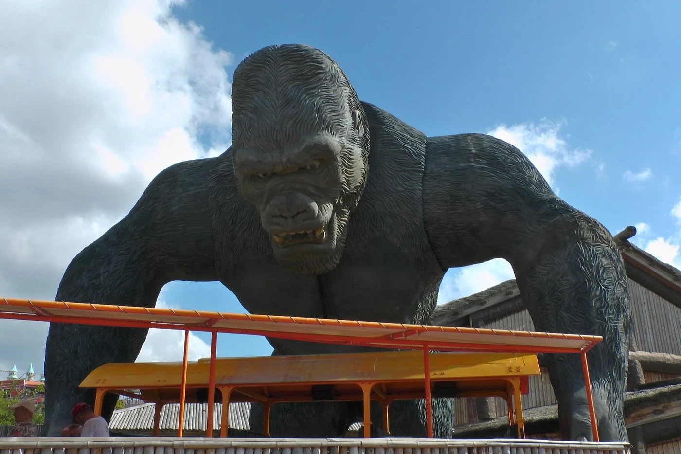 زيارة منتزه فيالاند الترفيهي