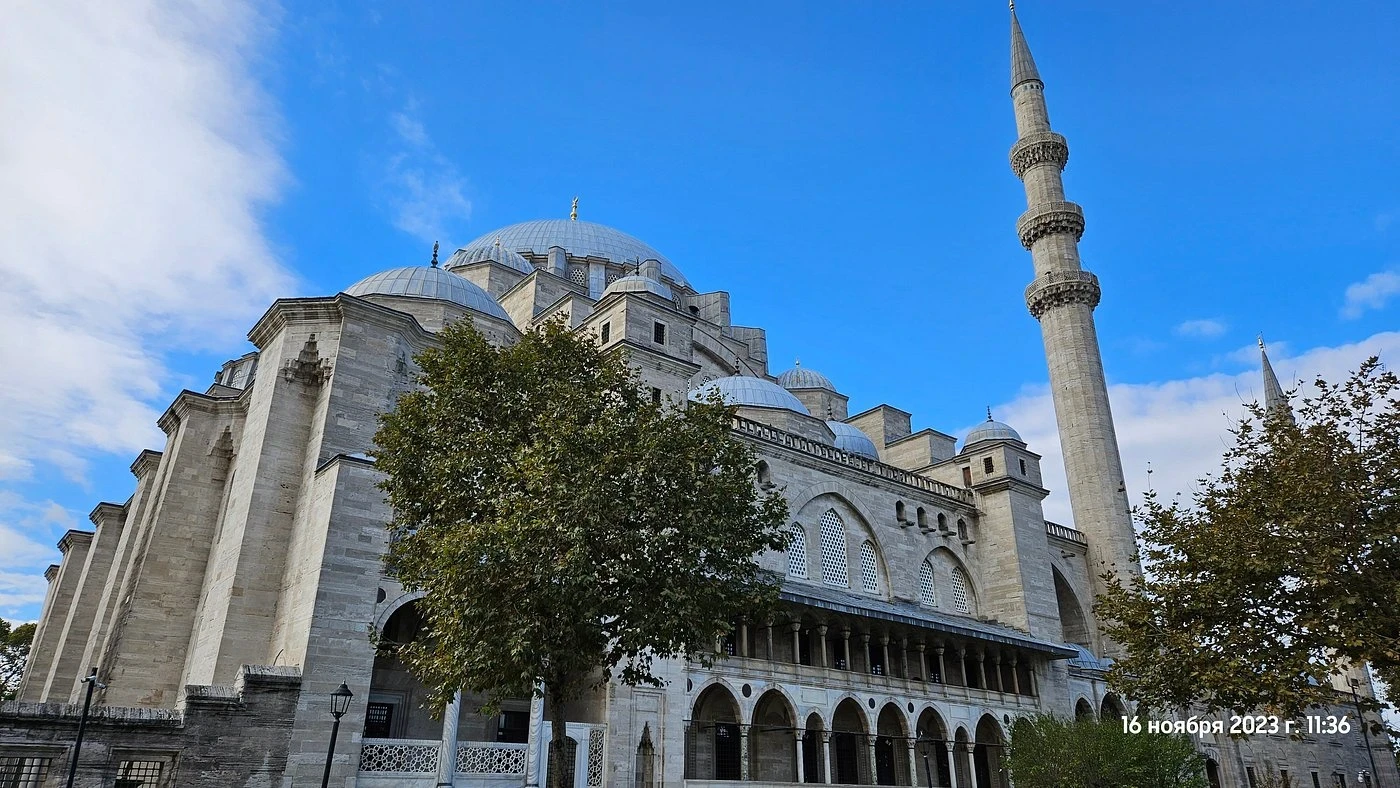 جولة مسجد السليمانية مع دليل صوتي