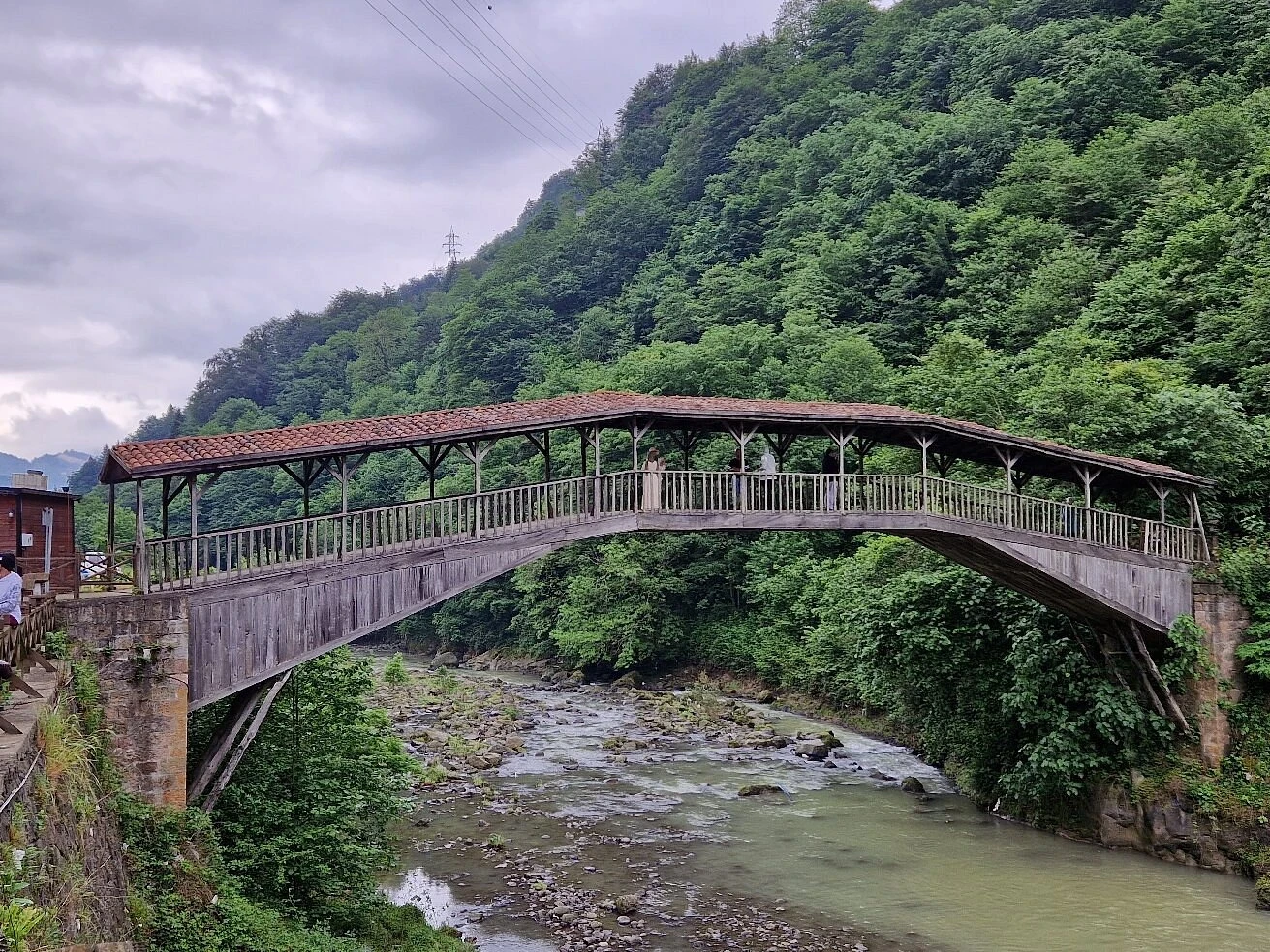 جولة بحيرة أوزنغول وتجربة الشاي التركي