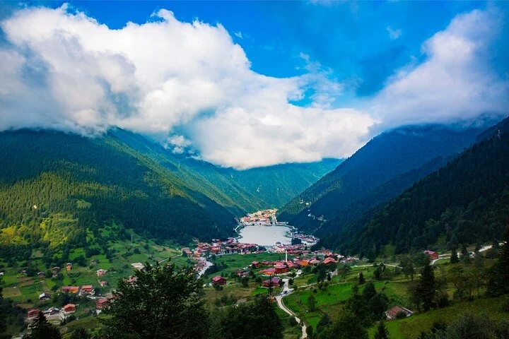 Daily Uzungöl Tour: Lake, Mountains & Forest Expedition