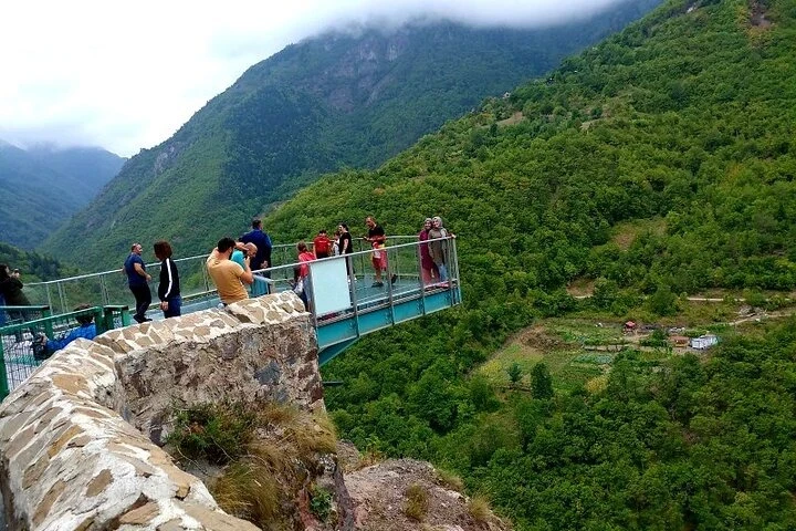 جولة لمدة 11 يومًا في شرق البحر الأسود – من ريزا إلى الأرخبيل الشرقي