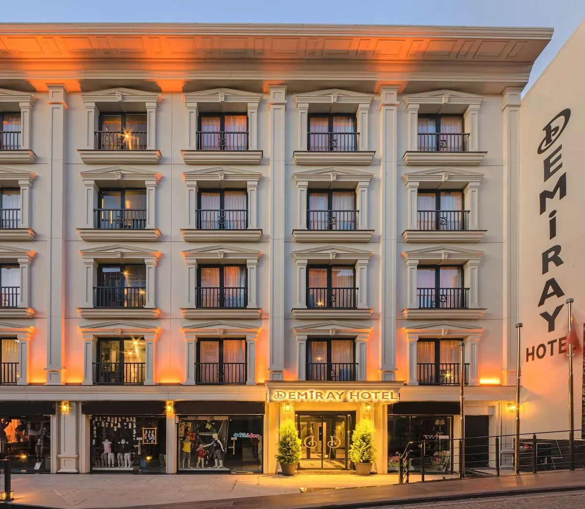 Demiray Hotel & Spa