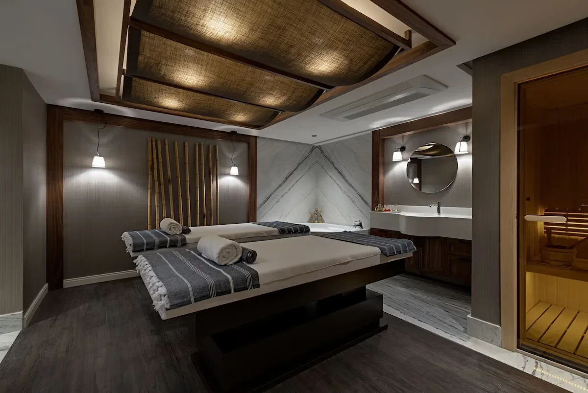 Gleam Collection Hotel