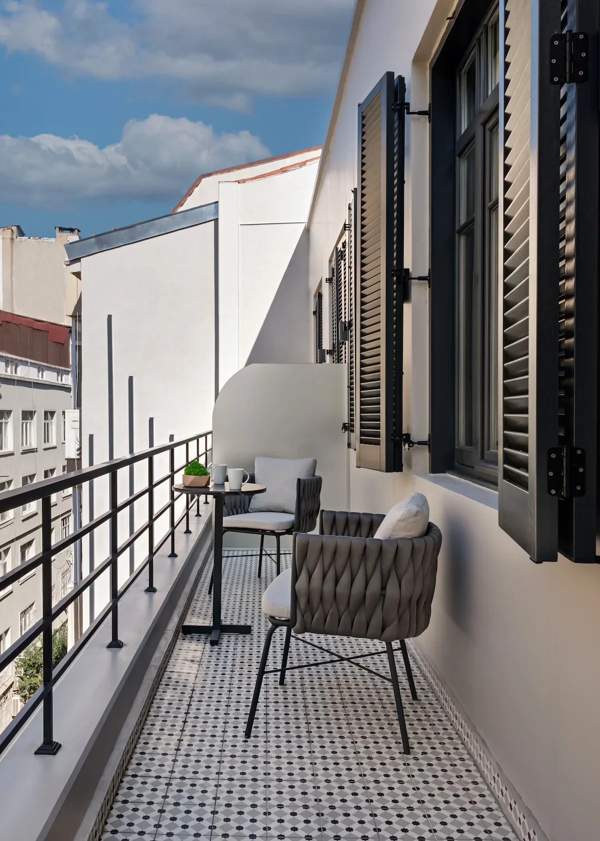 Gleam Collection Hotel